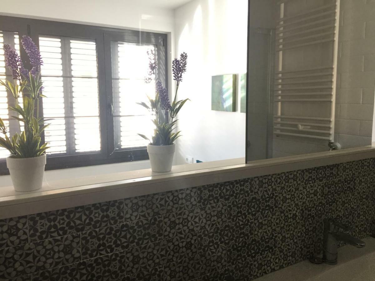 Apartamento Centrico En Olot Bagian luar foto