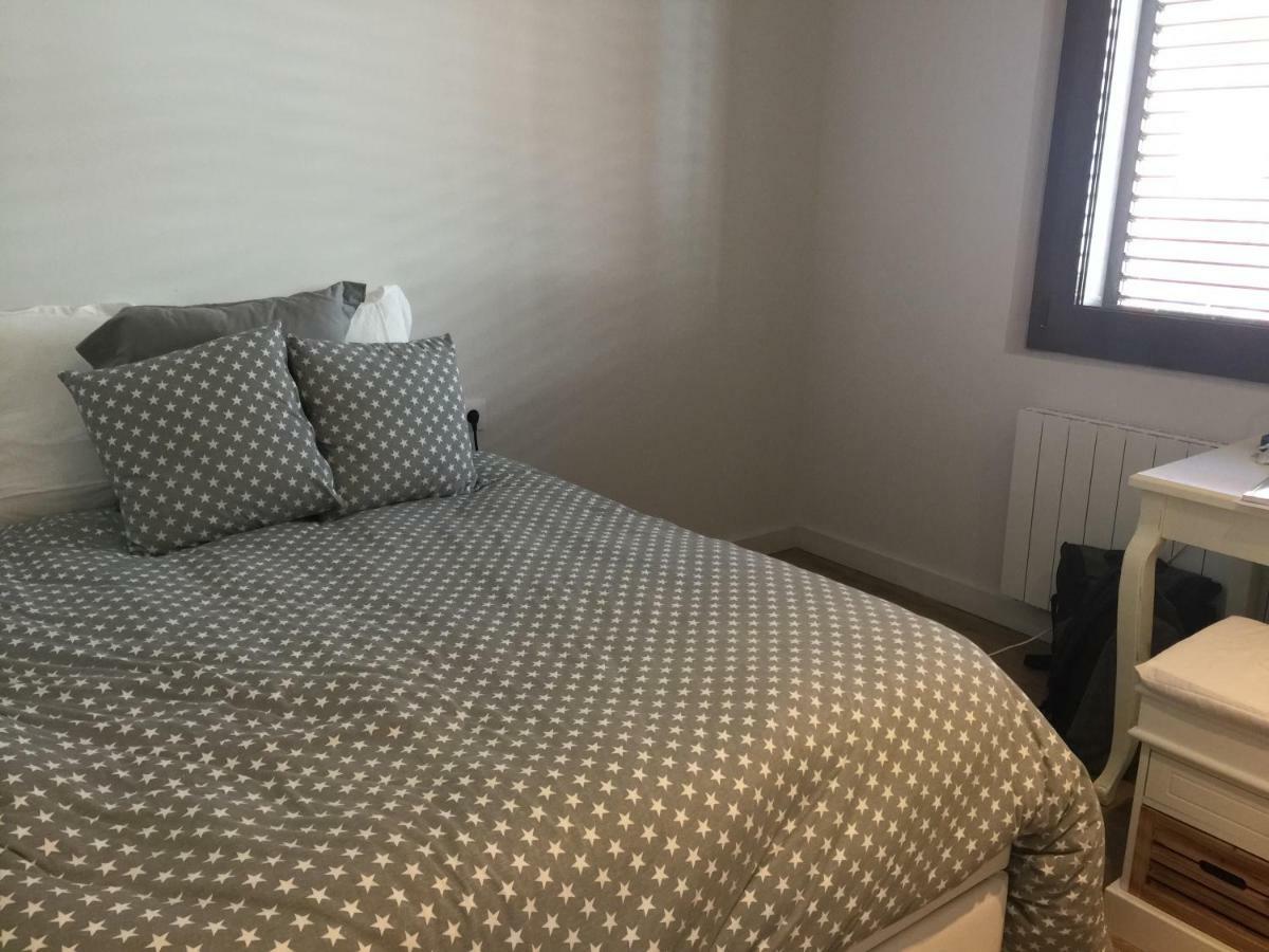 Apartamento Centrico En Olot Bagian luar foto